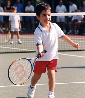 Joaquin's first steps on the tennis court