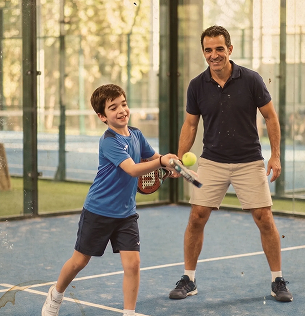 Joaquin discovering padel with his father