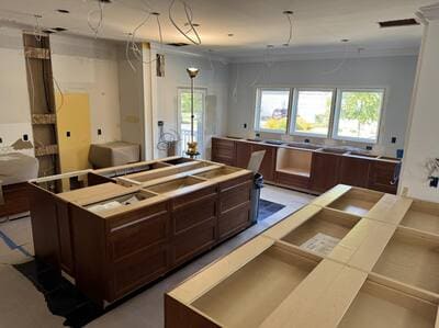 {{ custom_values.service_3 }} in {{custom_values.area_3})