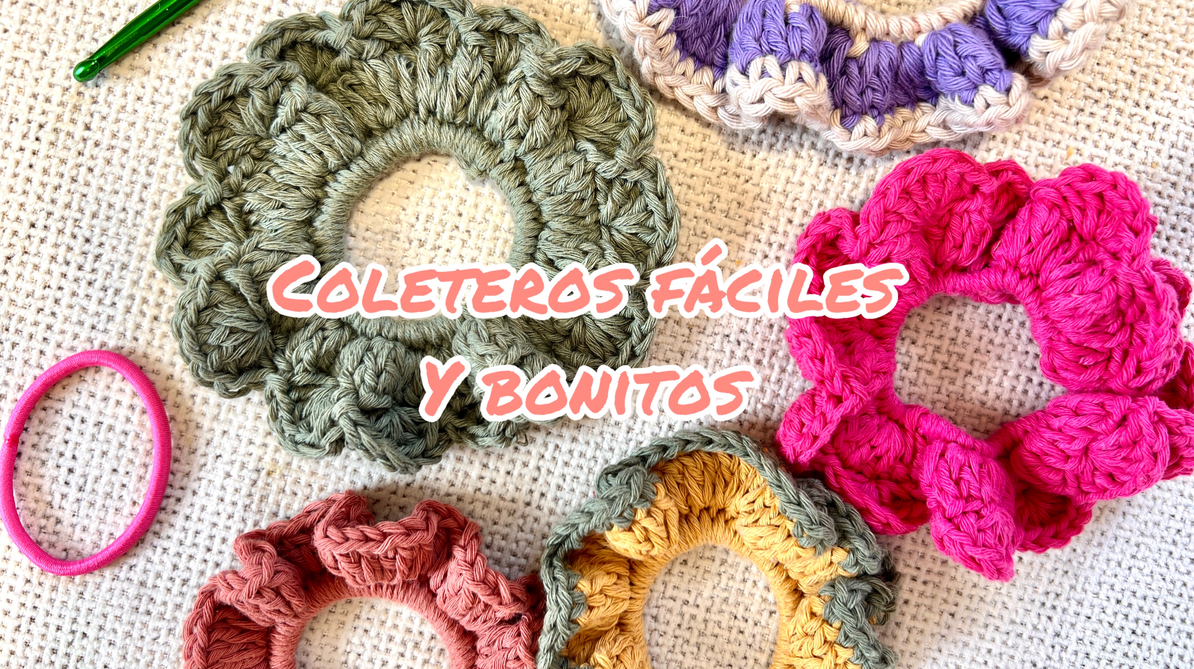 Coleteros de crochet en varios colores