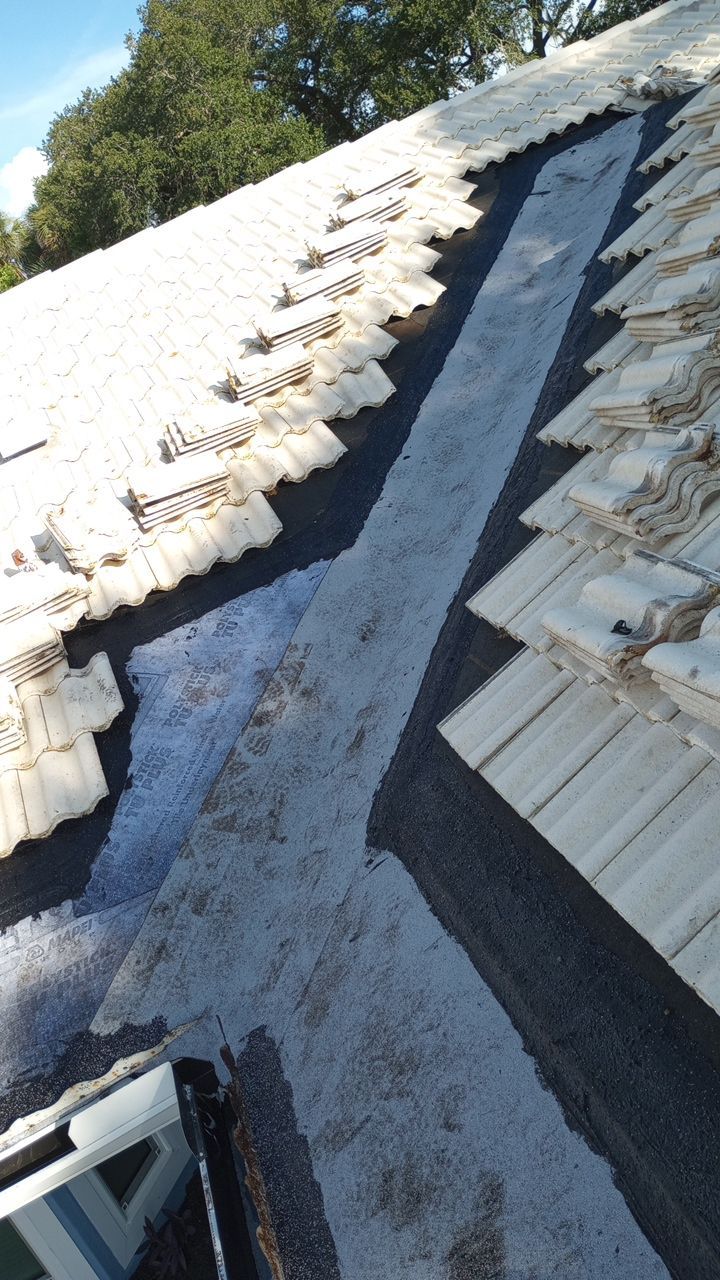 Avery Roof Services roofing project 1