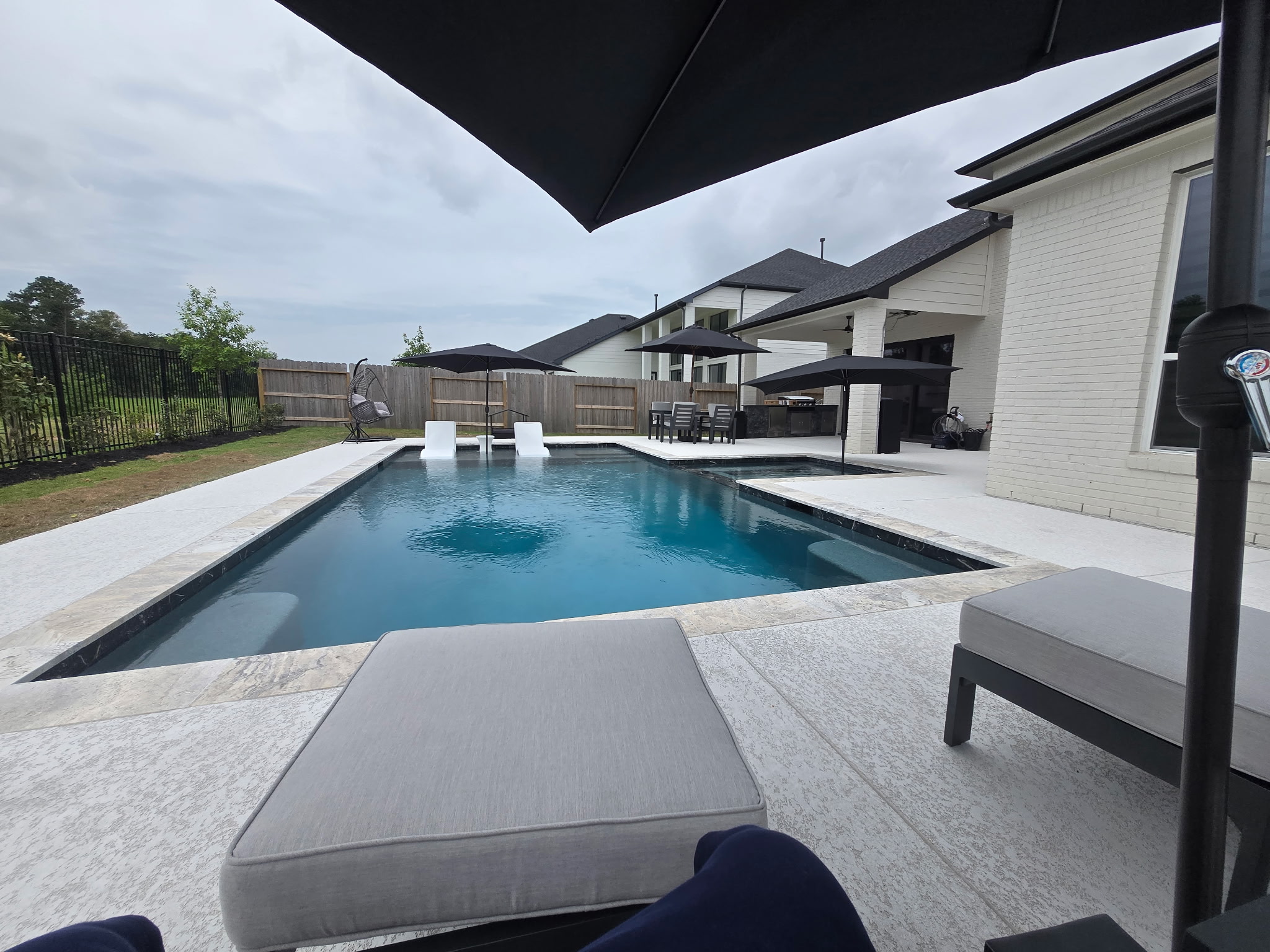 Freeform lagoon-style pool