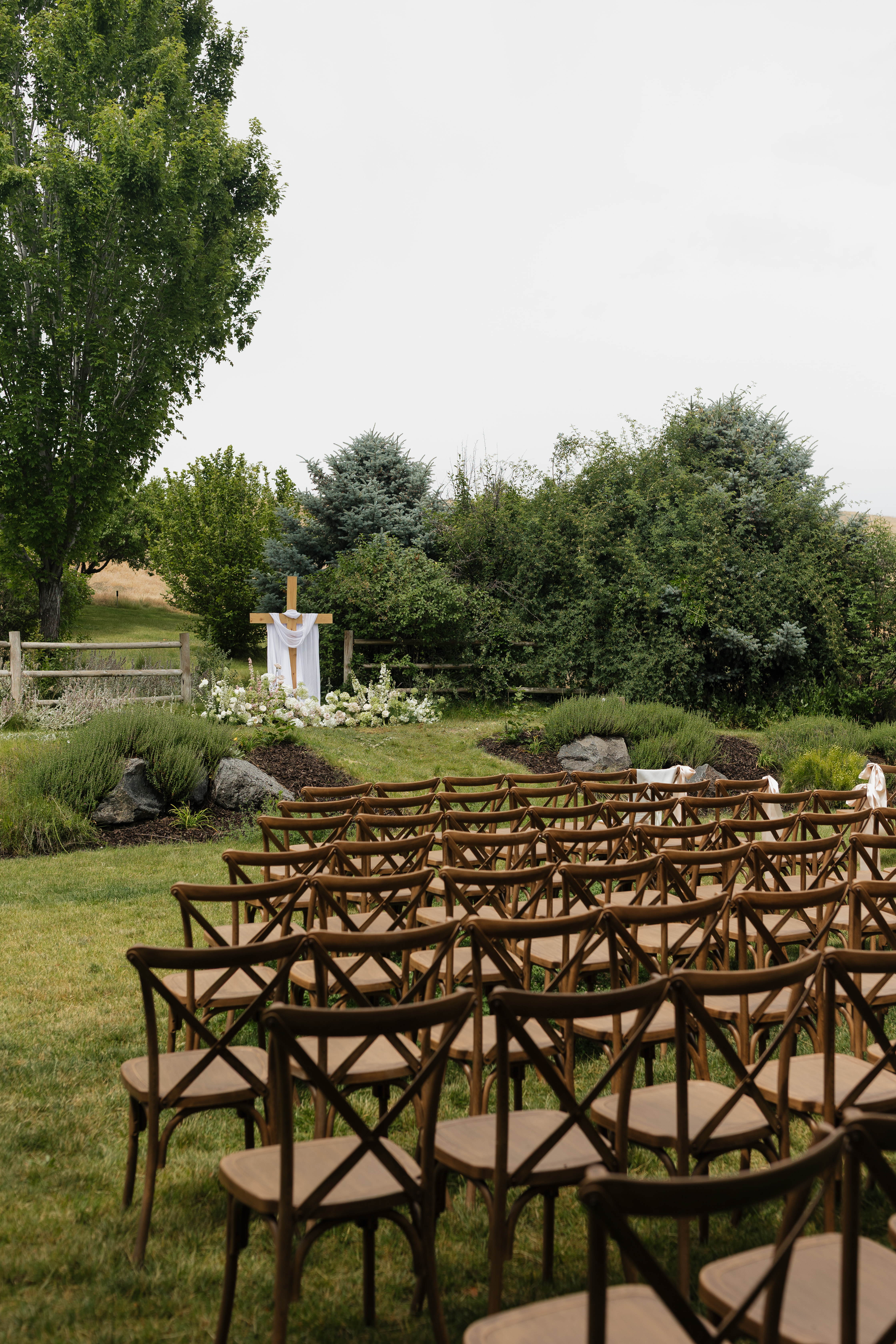 Stone Crossing ceremony setting