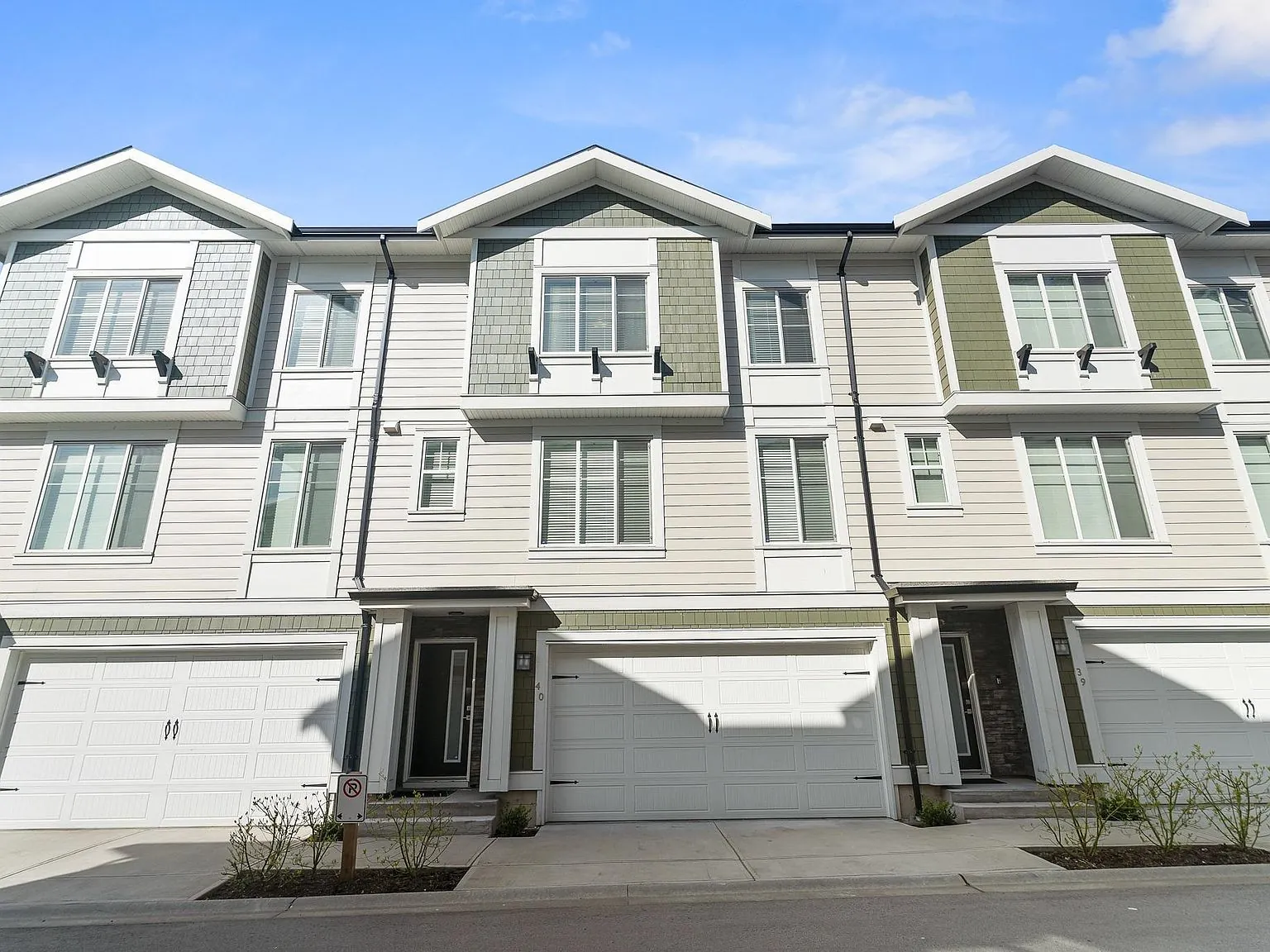 Sterling 14469 - roofing project photo 5