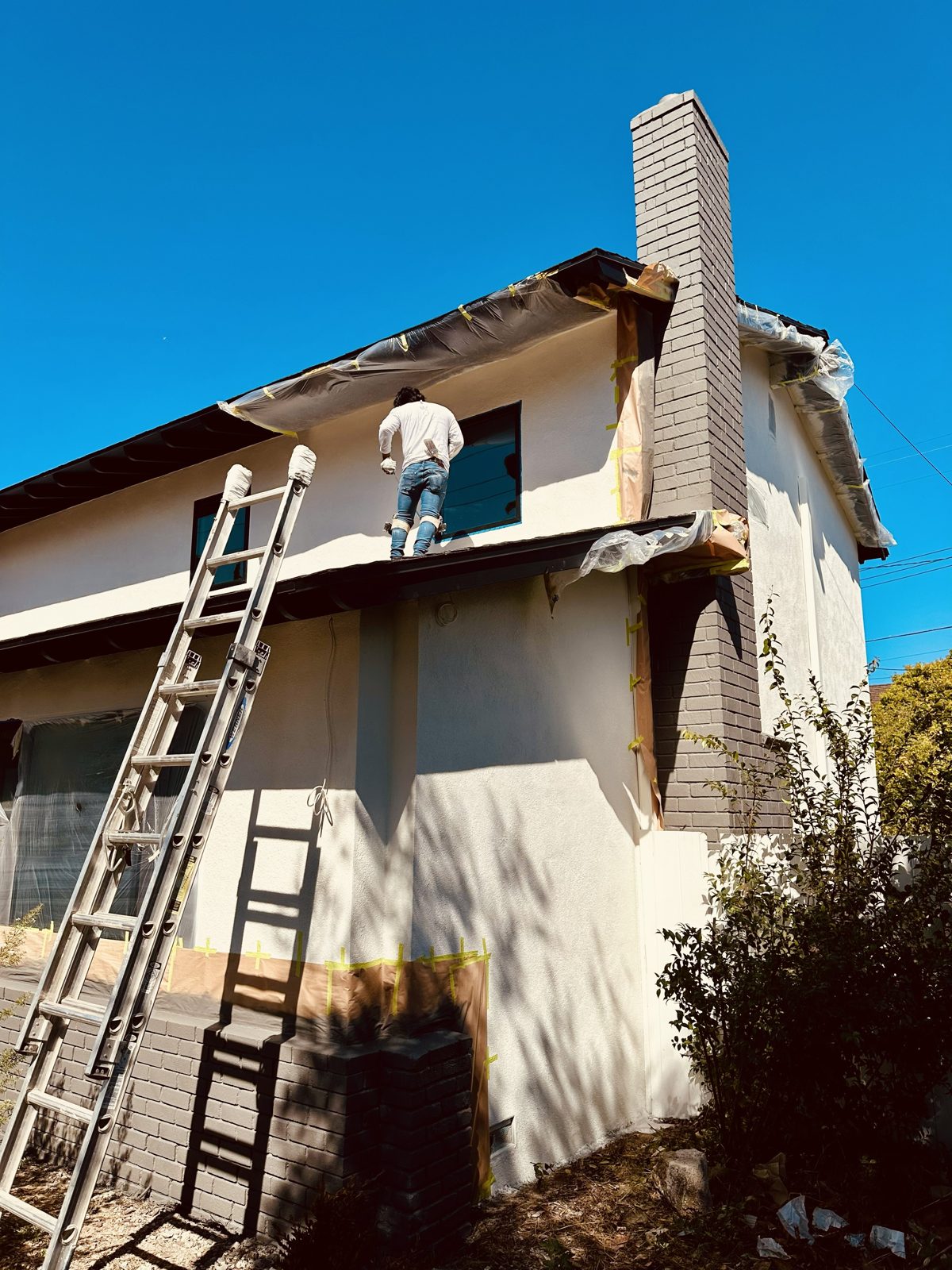 Liquid Oak crew on exterior prep
