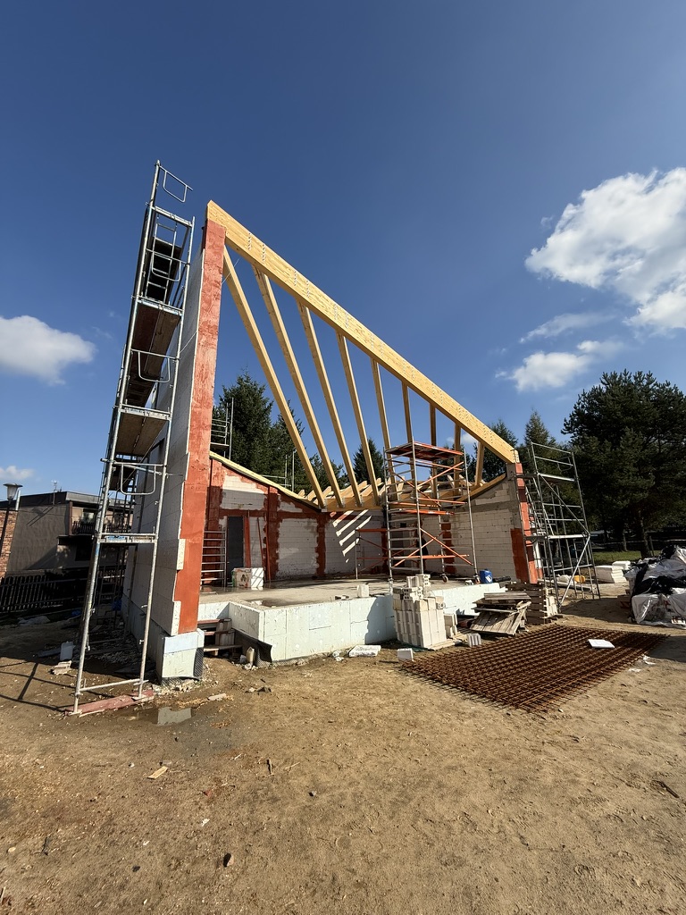 Przebudowa estrady – GOKIR w Jankowicach