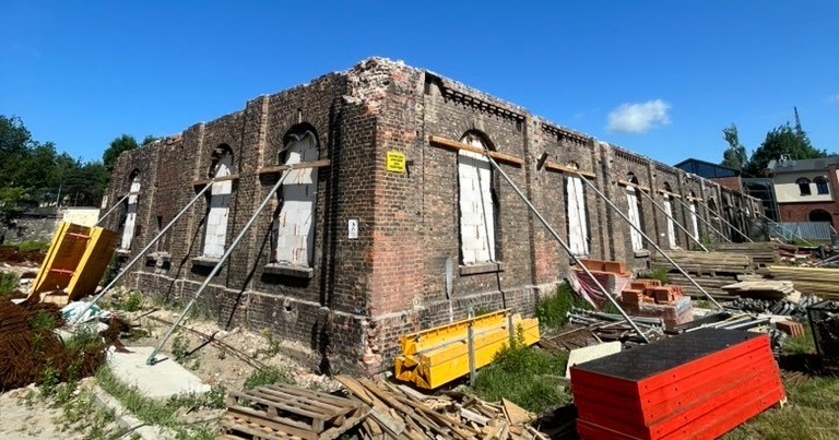 Adaptacja budynku Kopalni Saturn w Czeladzi na kryty basen