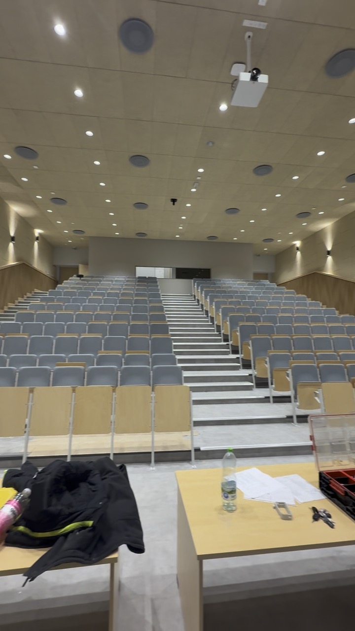 Modernizacja auli – Uniwersytet Śląski w Katowicach