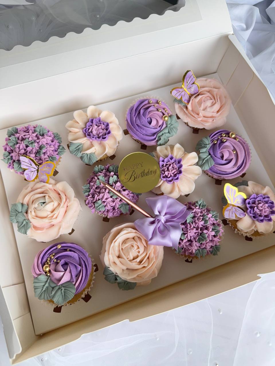 Elegant cupcakes for a celebration