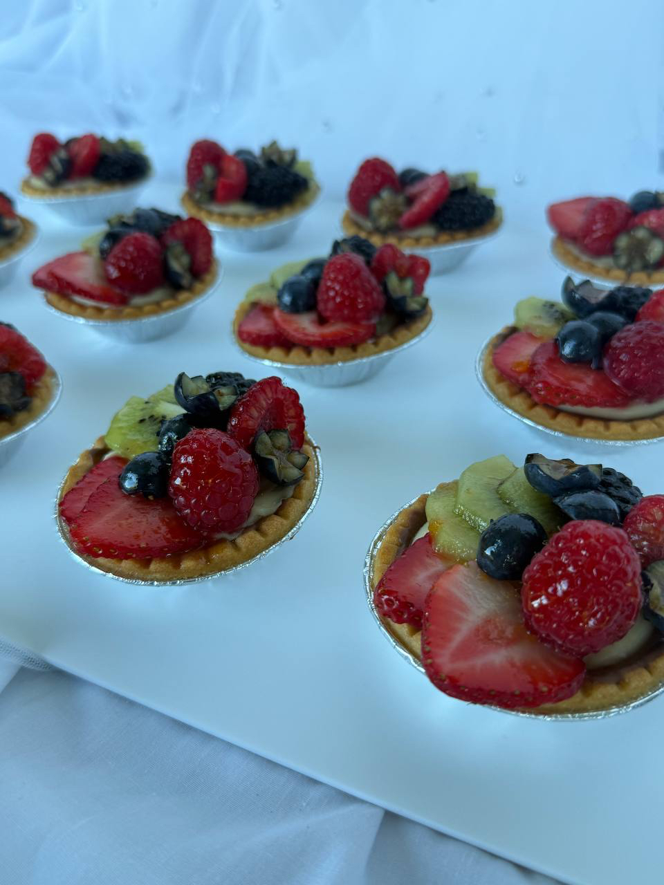 Cups and tarts display