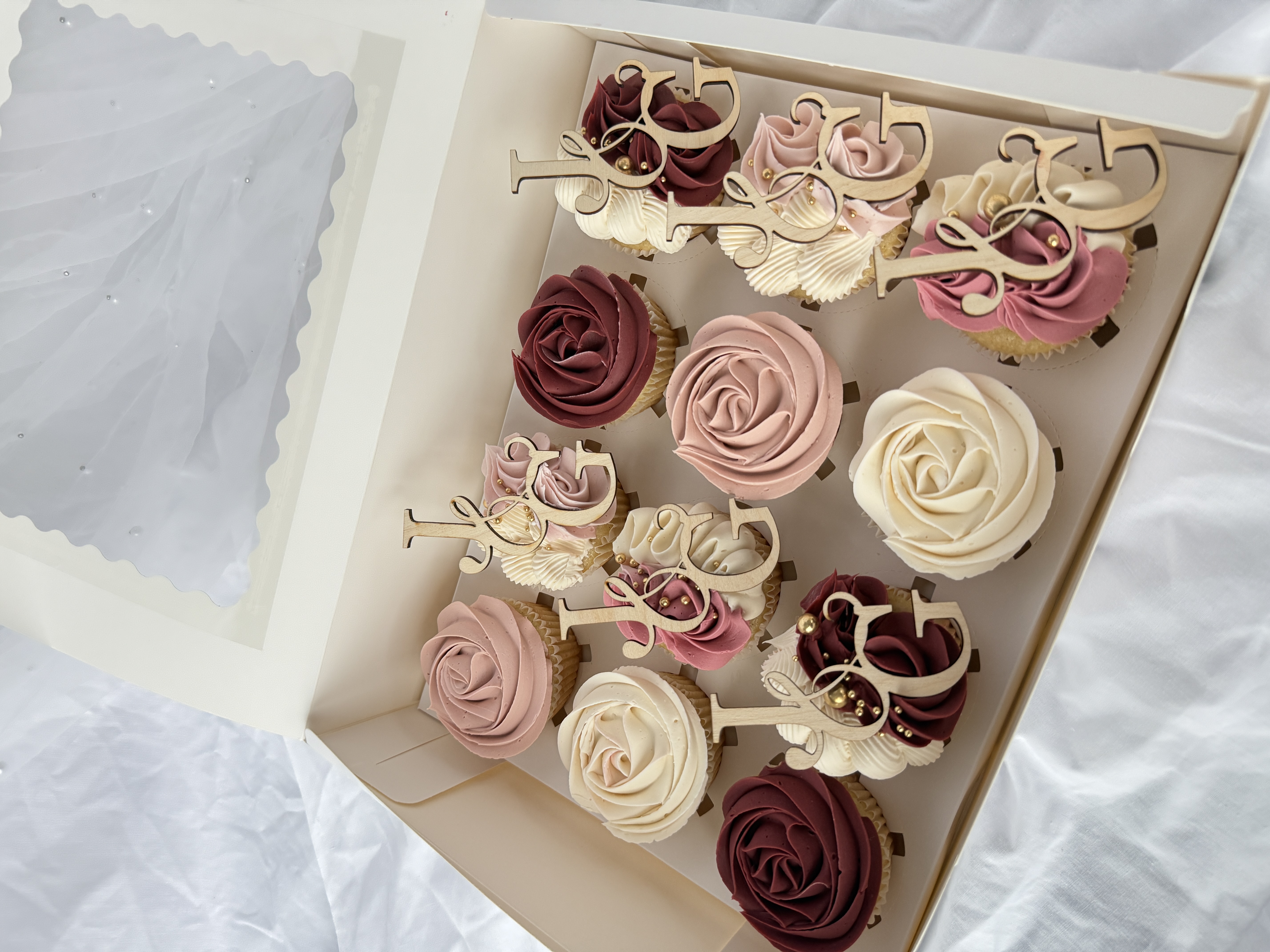 Custom cupcakes for a Vancouver event