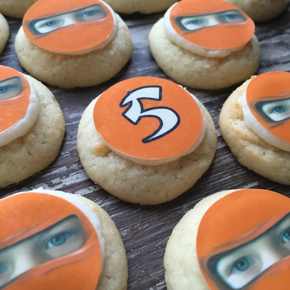 Custom edible image on royal-iced cookies