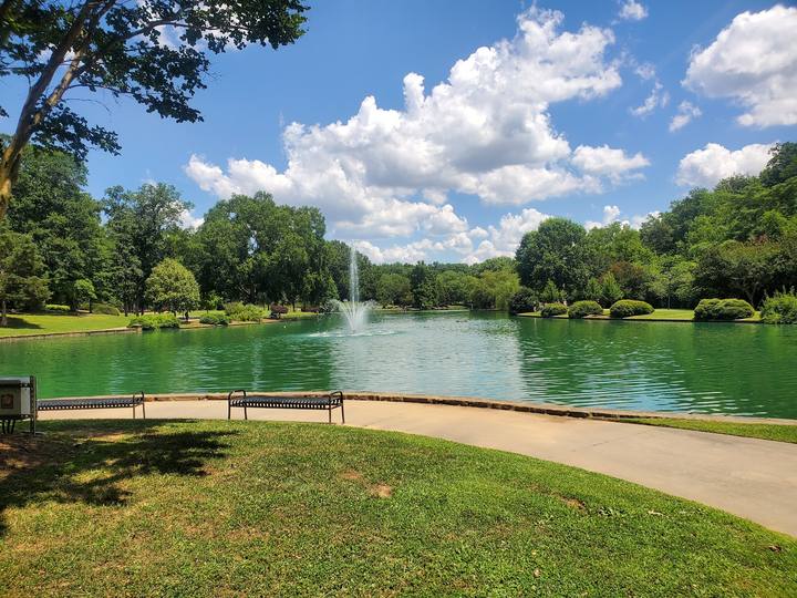 The lake and fountain at Freedom Park, Charlotte