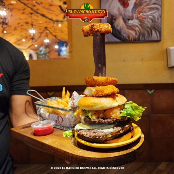 El Rancho Nuevo La Matadora burger