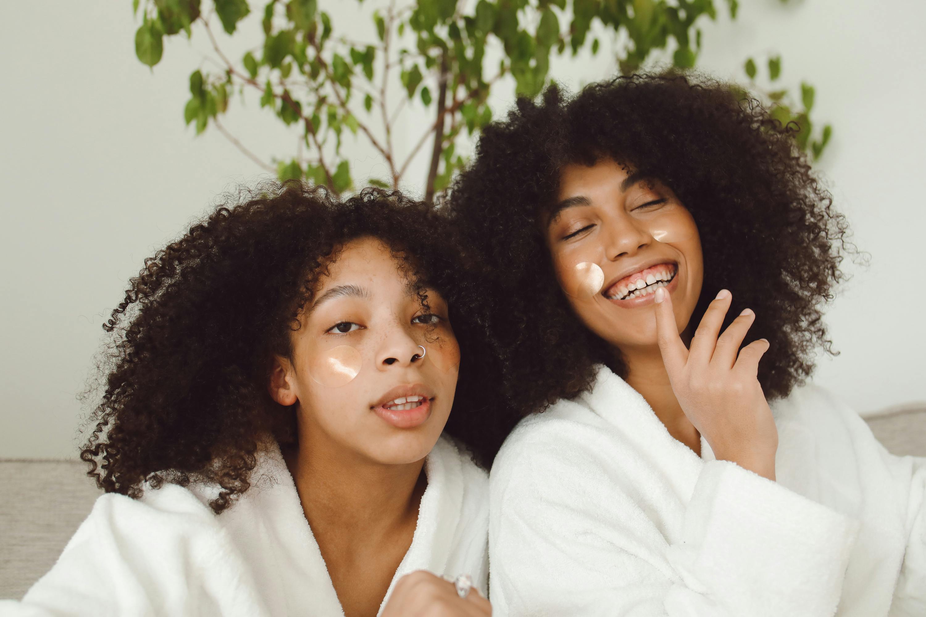 Common Skincare Mistakes That Might Be Sabotaging Skin Health