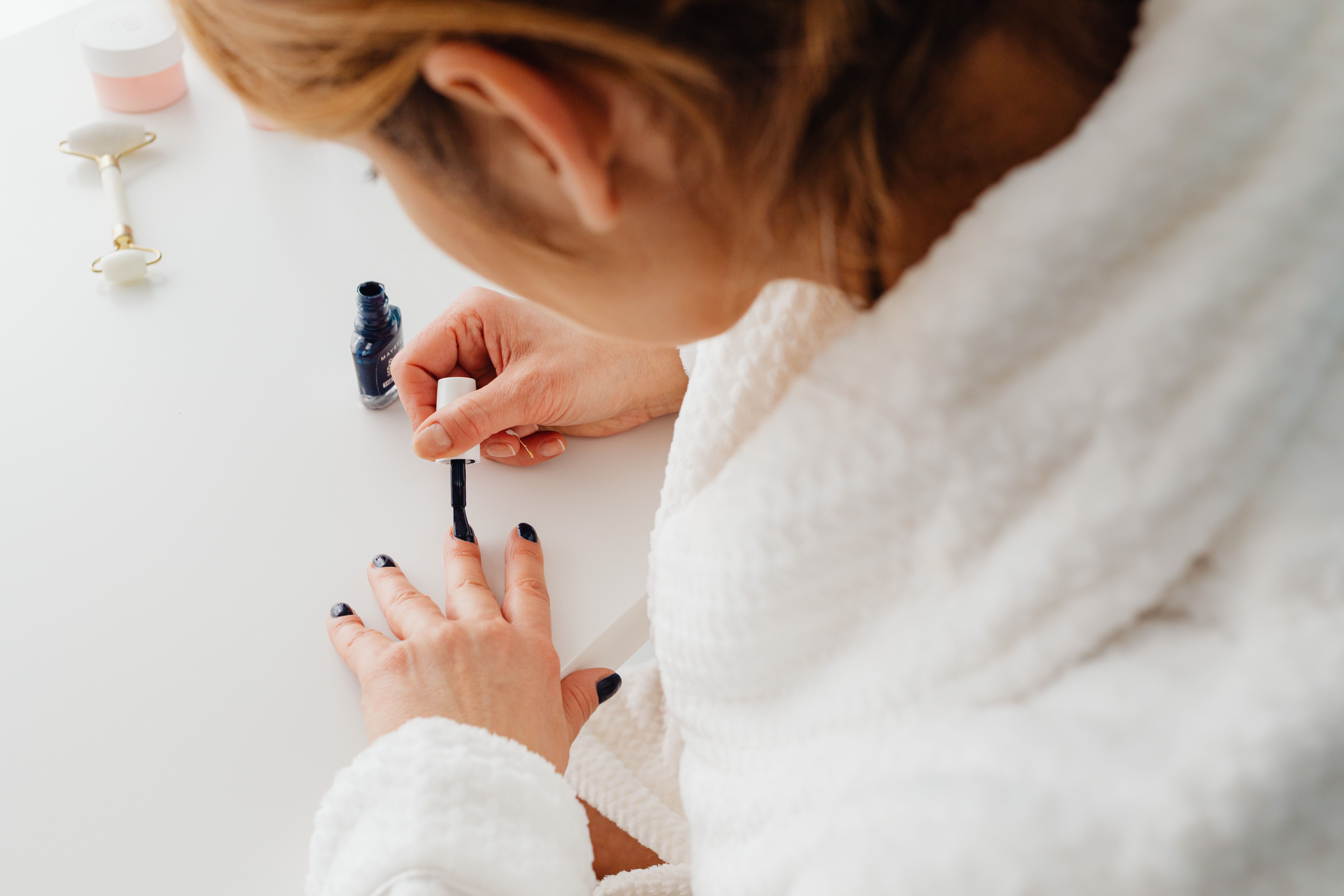 The Art of the Self-Care Sunday: How Nail Art Stickers Make Your Weekly Reset Feel Like a Spa Day 