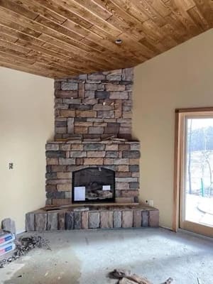 {{ custom_values.service_4 }} in {{custom_values.area_3})