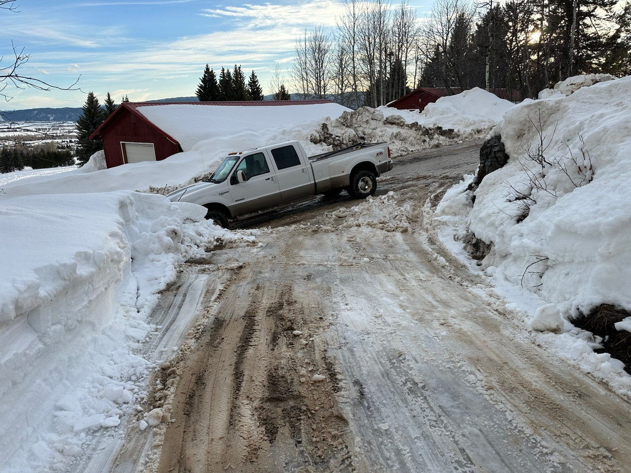 {{ custom_values.service_4 }} in {{custom_values.area_3})