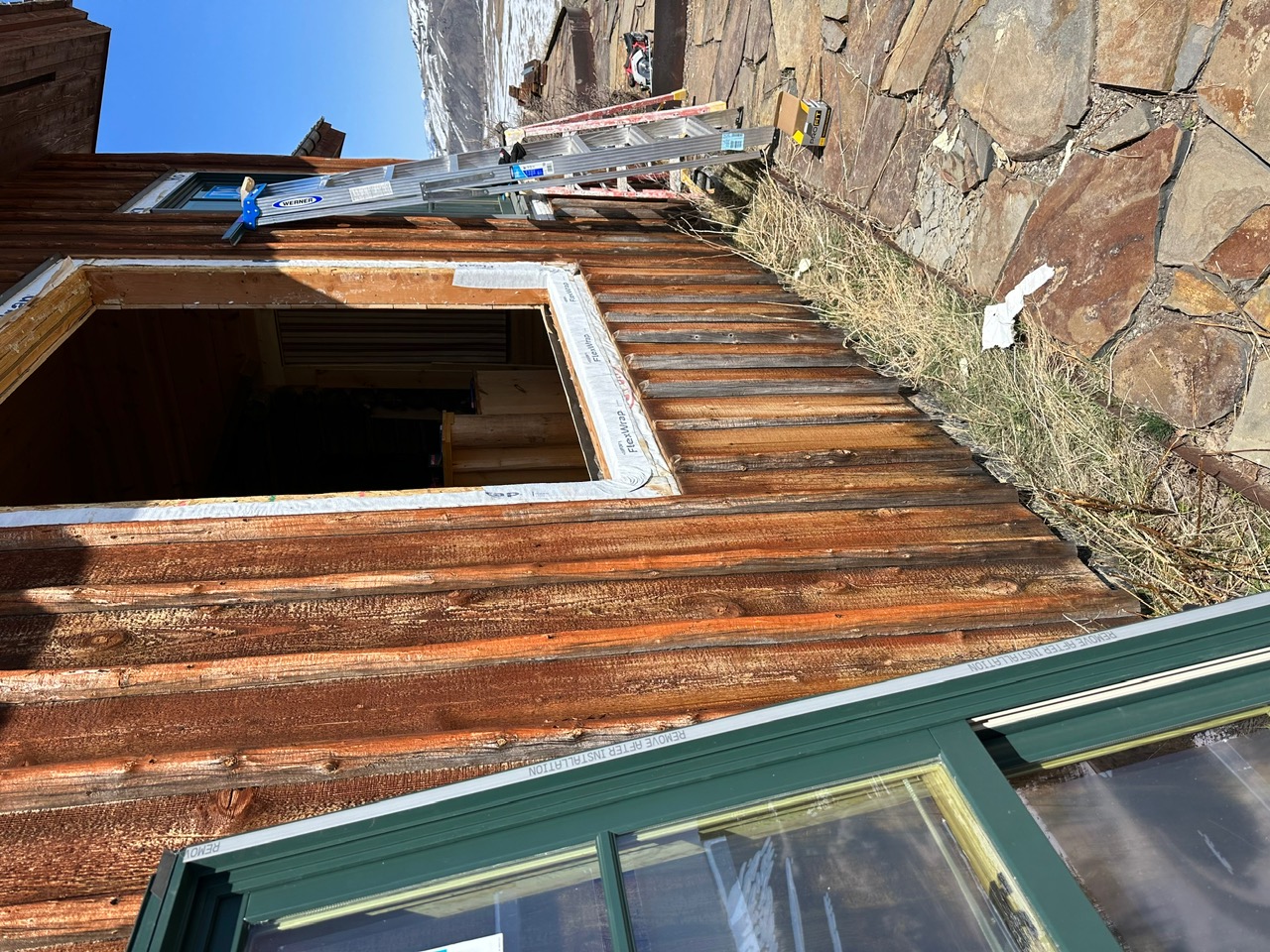 {{ custom_values.service_1 }} in {{custom_values.area_3})