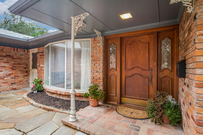 {{ custom_values.service_3 }} in {{custom_values.area_4})