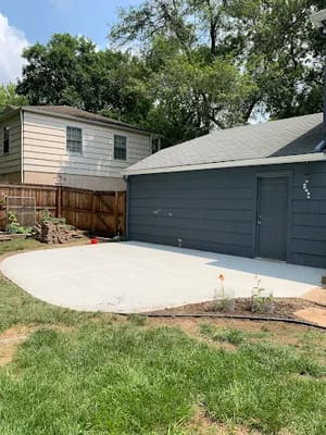 {{ custom_values.service_1 }} in {{custom_values.area_6})