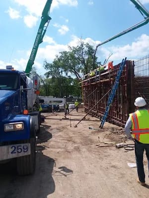 retaining wall in kansas city metro