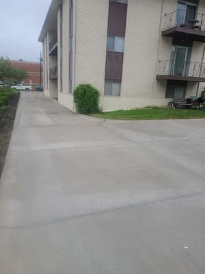 {{ custom_values.service_4 }} in {{custom_values.area_6})