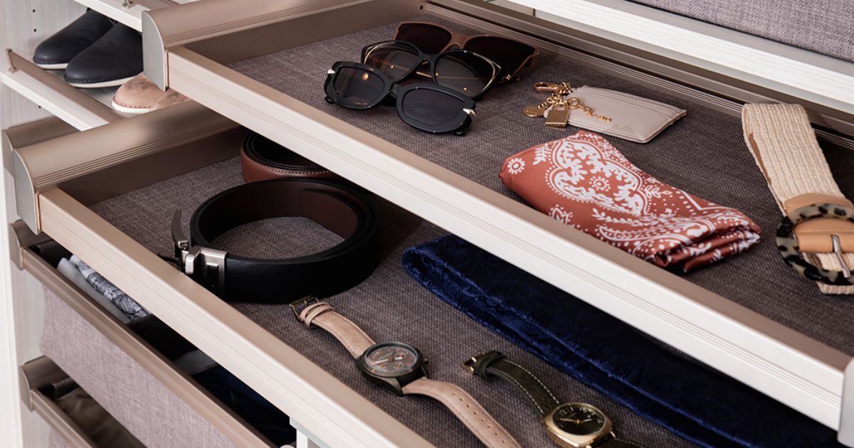 closet organizer