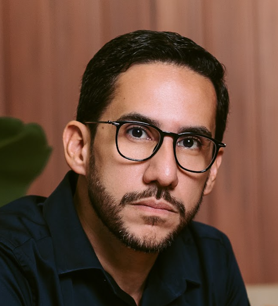 Dr. Stênio Galvão