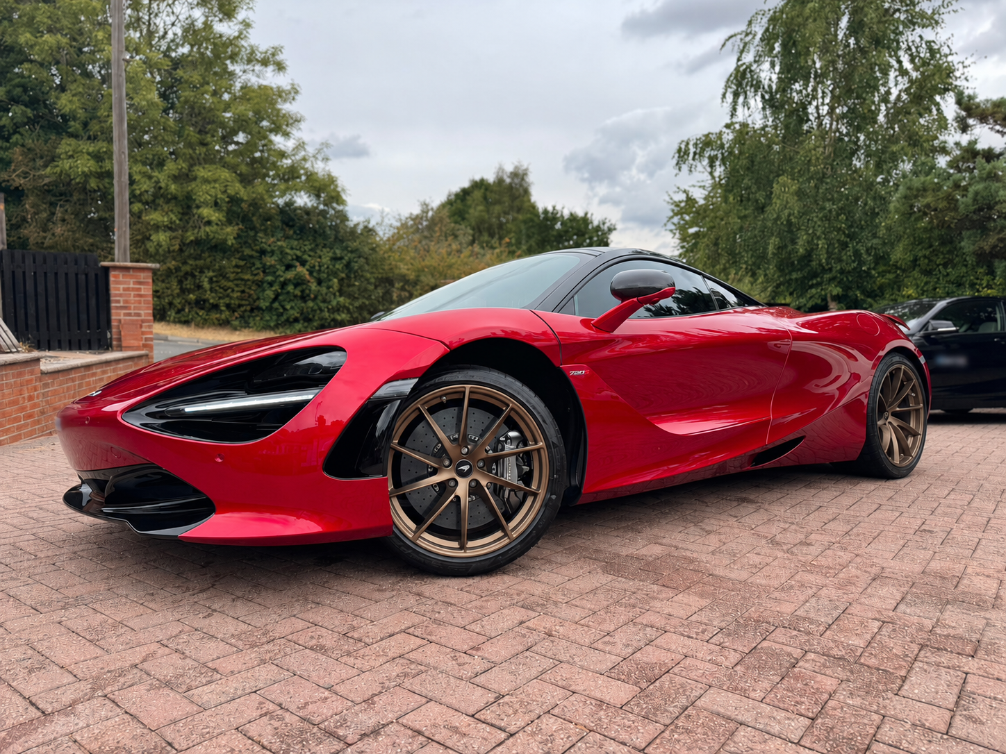McLaren 720S photo 3