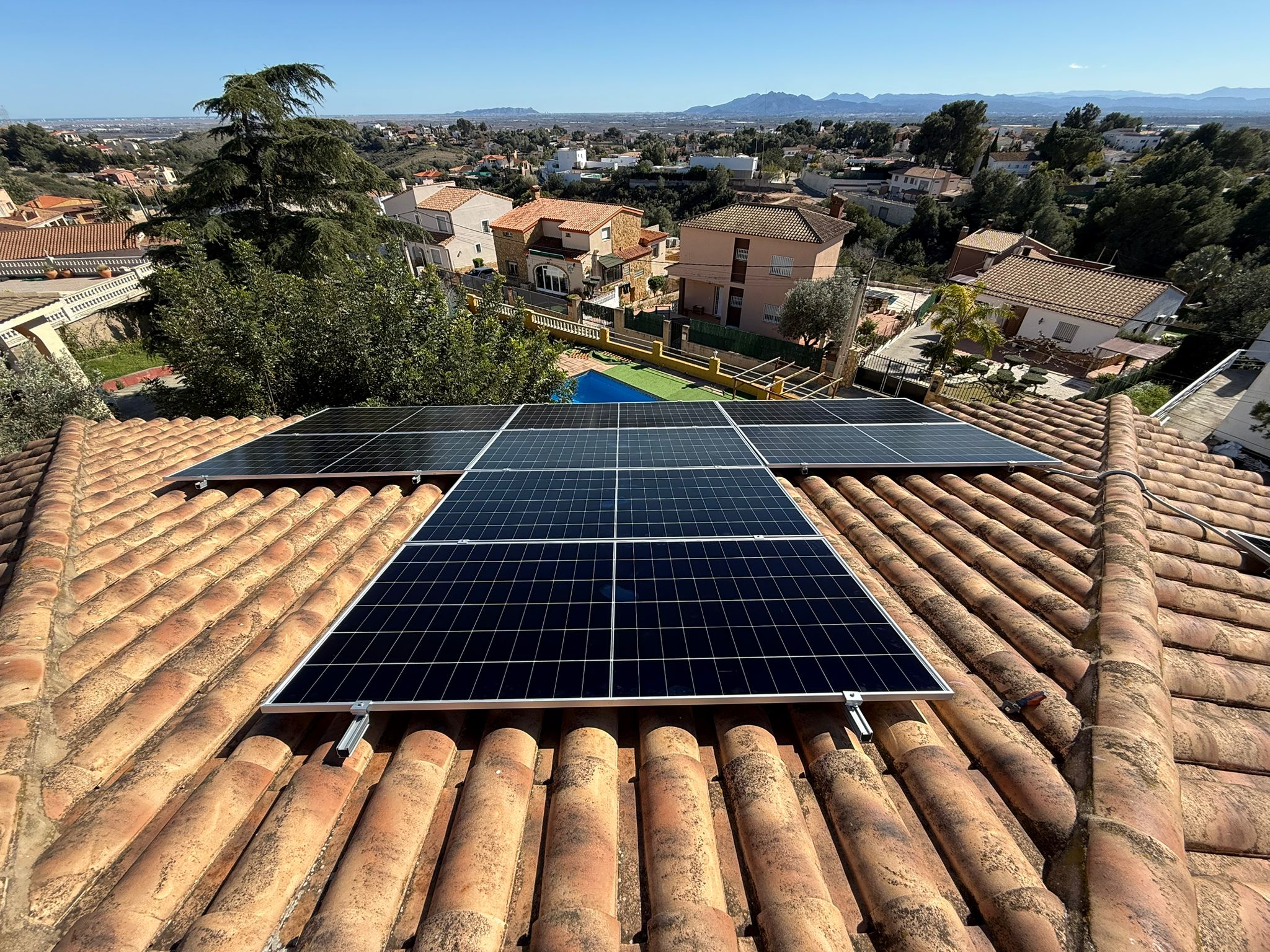 Instalación fotovoltaica Sunergetik