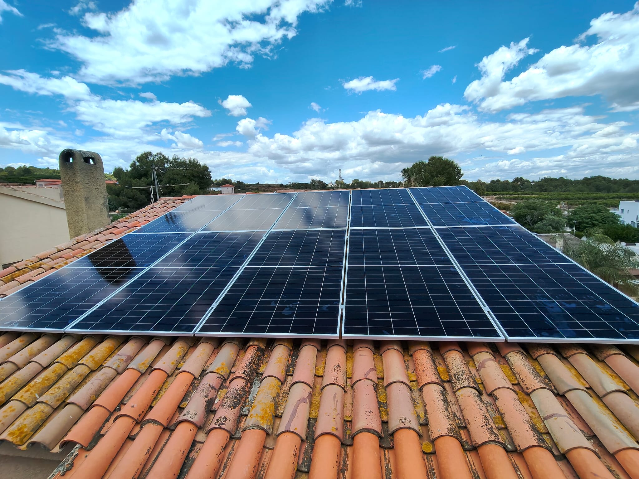 Instalación solar en cubierta