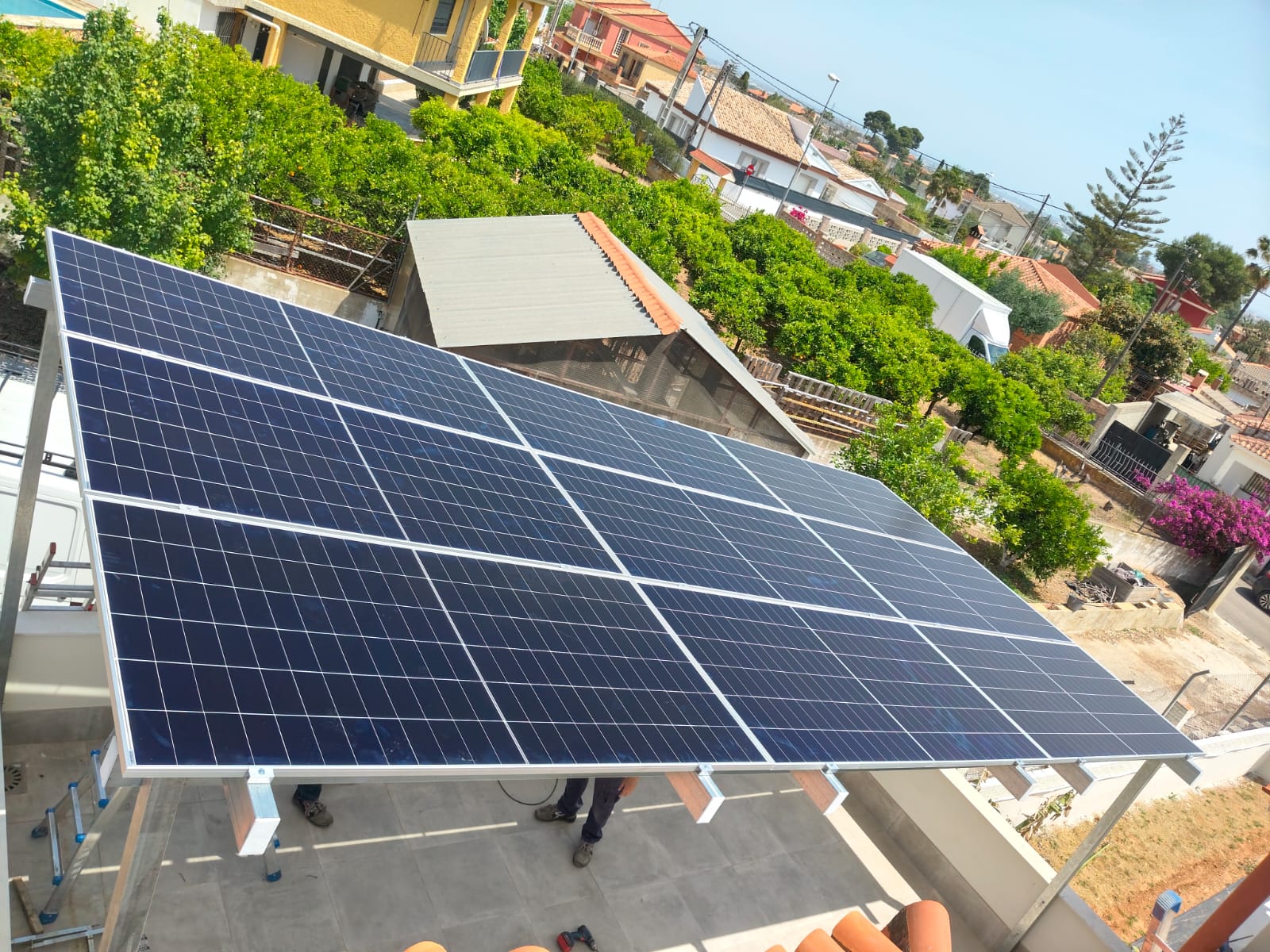 Instalación solar en pérgola