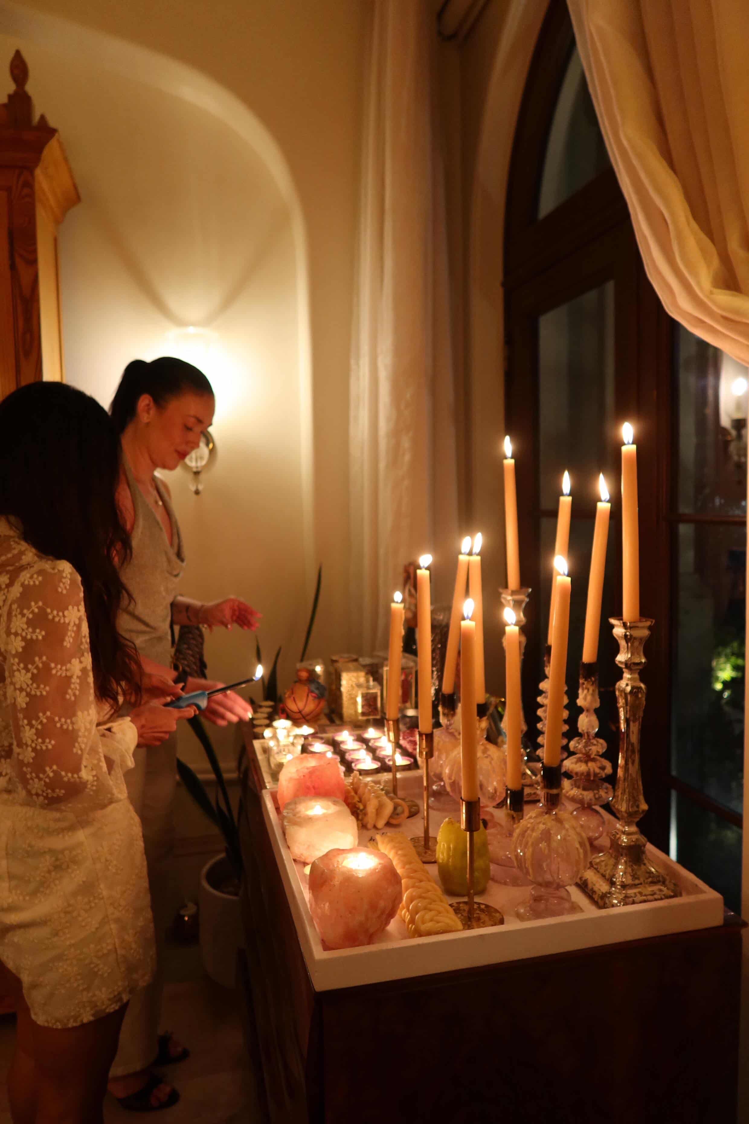 Candle lighting at Soulful Shabbat
