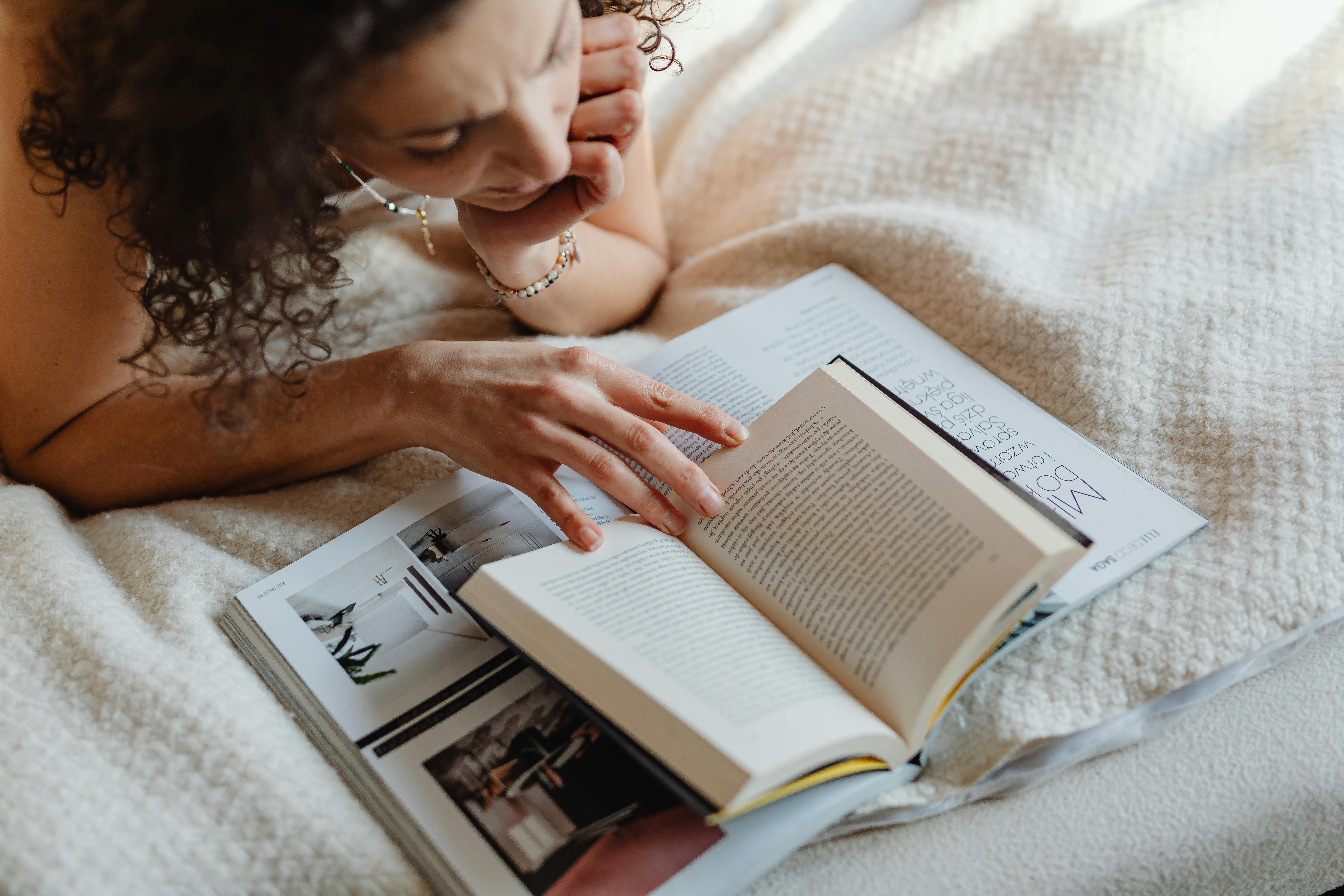 A collection of wellbeing books and reading materials, the Creuynni audiobook and resource library