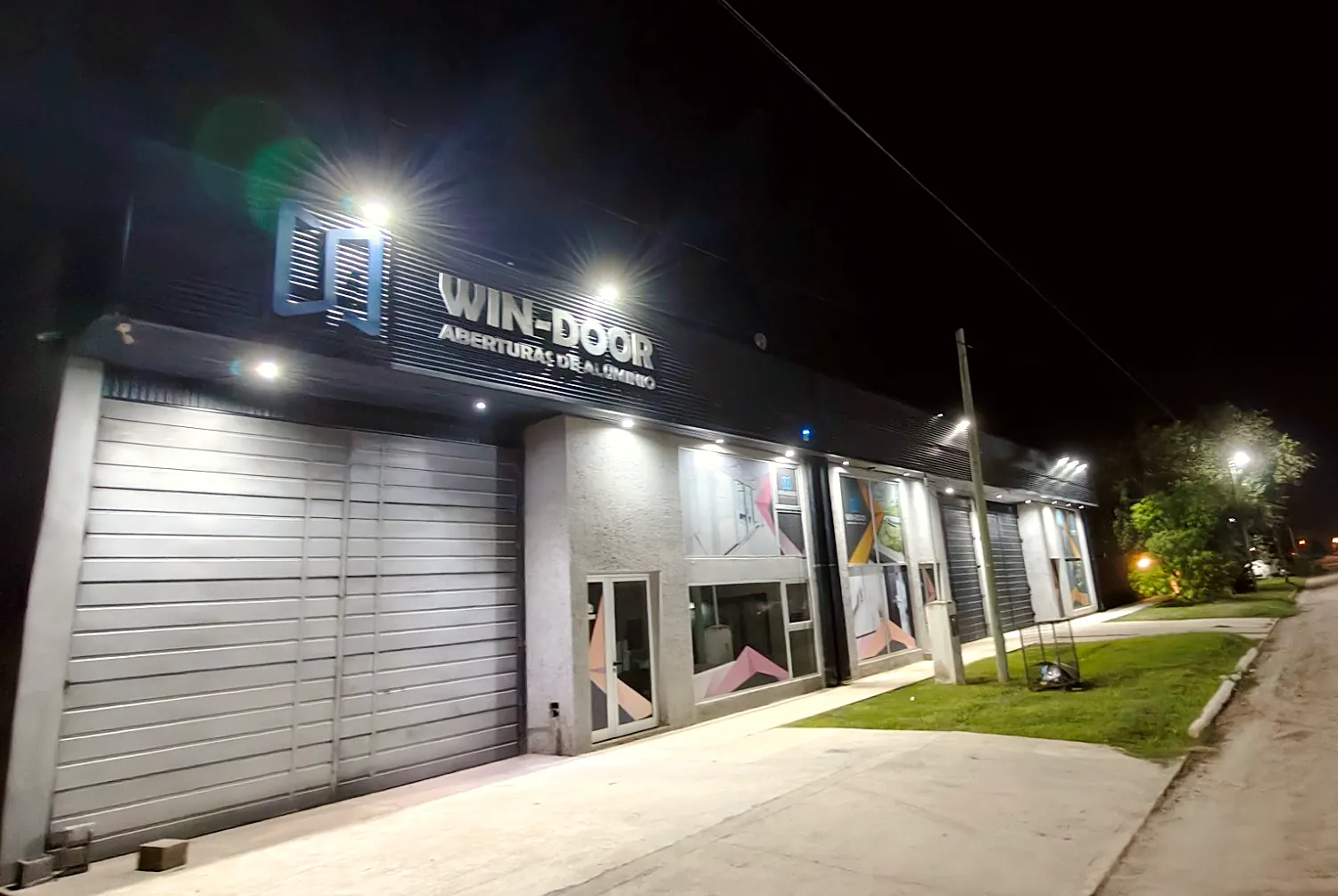 Fábrica Win-Door en Pilar