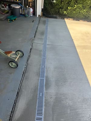 {{ custom_values.service_4 }} in {{custom_values.area_7})