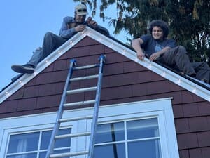 Permanent holiday light in Mill Creek