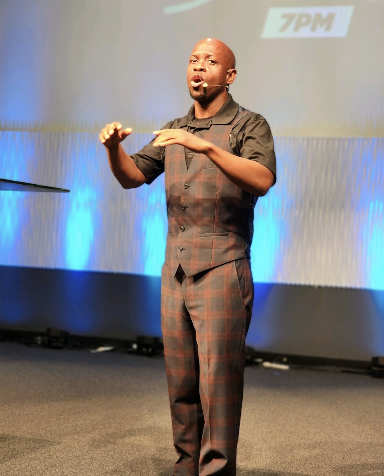 Kelley Gilberry speaking on stage