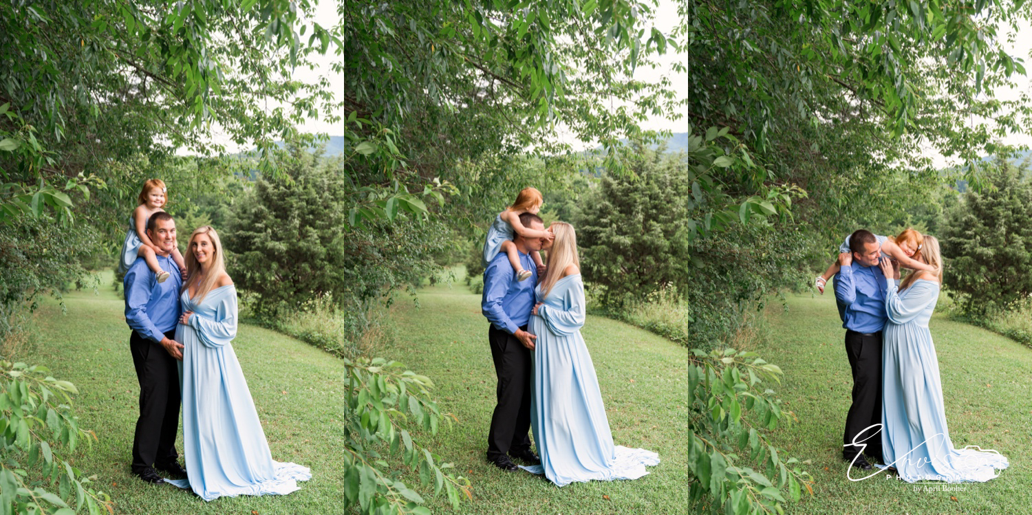 Family maternity photography at Willow Springs Park in Johnson City