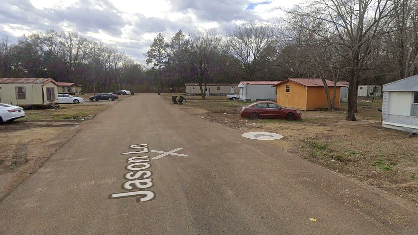 Greenwood MHP, a 26-pad mobile home park for sale with seller financing in Greenwood, Mississippi