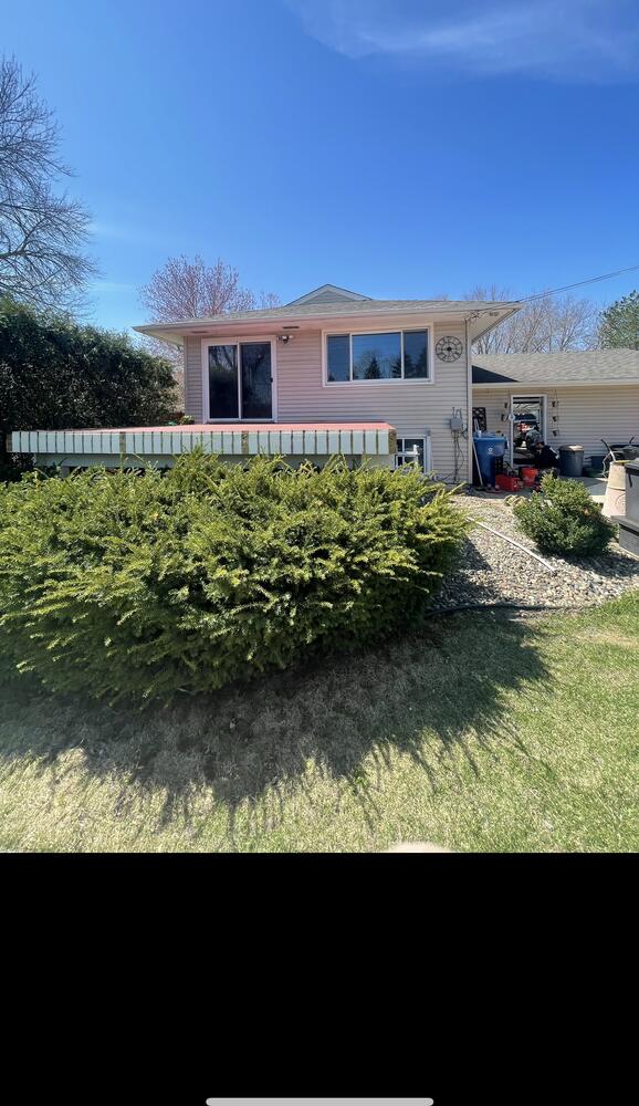 Custom home exterior photo 8