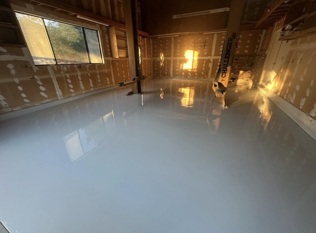 Solid color epoxy floor project
