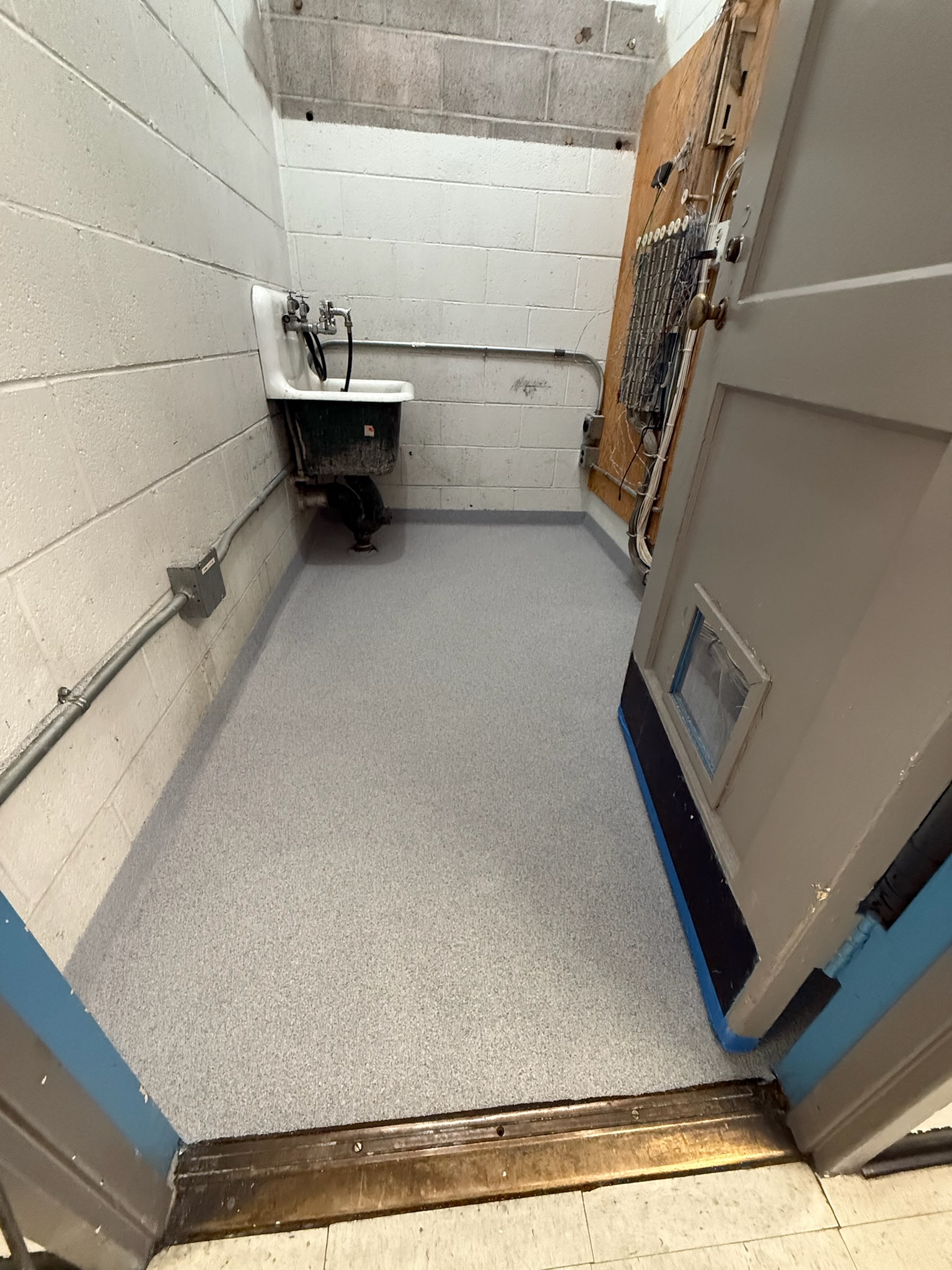 Quartz system floor project