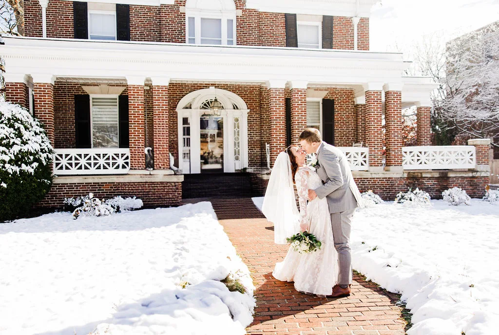 Winter wedding scene at Bent Oaks Manor in Roanoke Virginia