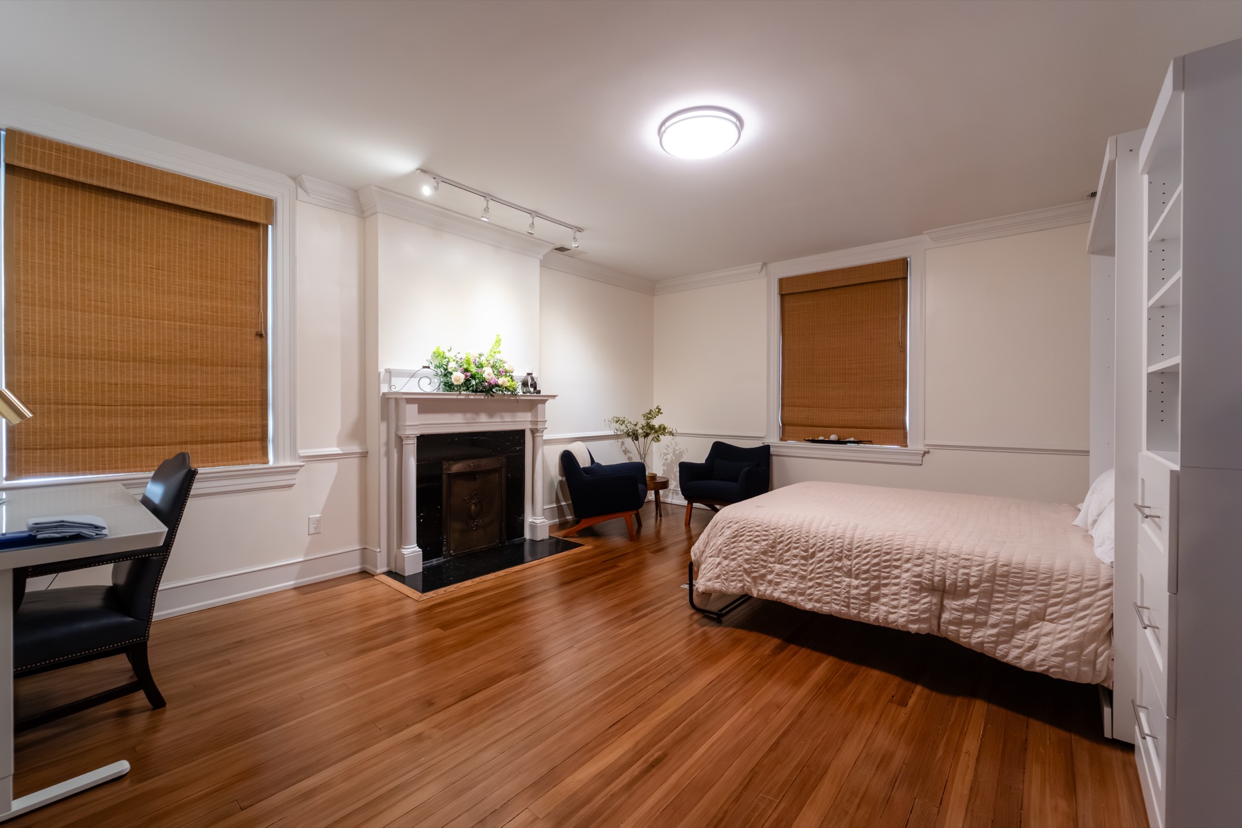 Guest suite with fireplace at Bent Oaks Manor in Roanoke Virginia
