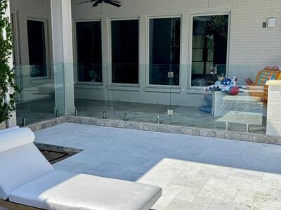 Commercial glass railing in Highland Park