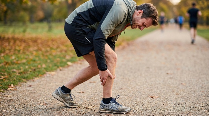 running man had to stop due to a leg injury