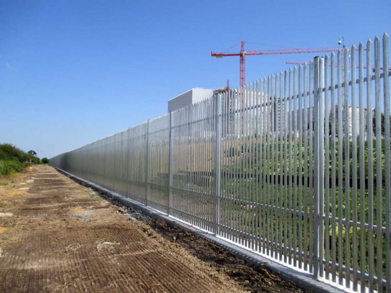 Palisade Fence