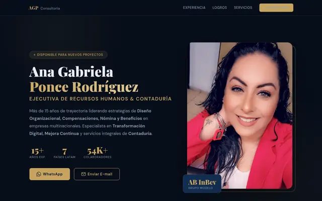 Sitio de Ana Gabriela Ponce en computadora
